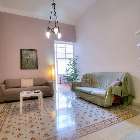 Liberty Apartment *